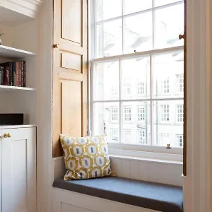 Royal Mile - Old Town Apartment